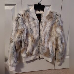 Yoki Faux Fur Girls Large White and Cream Jacket